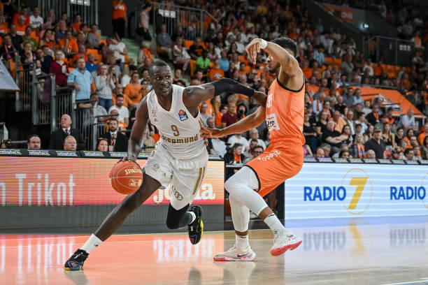 希望她能为 希望她能为