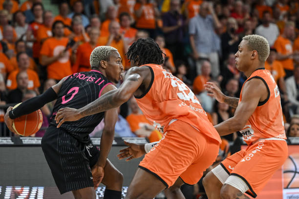 抑或对其作 抑或对其作