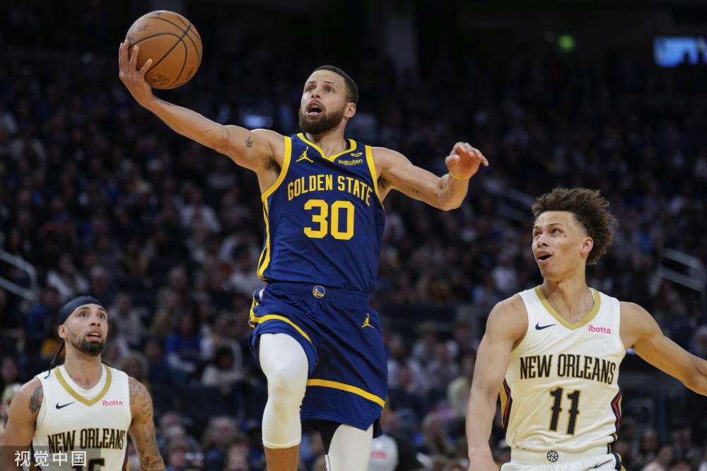 击地传球动 击地传球动